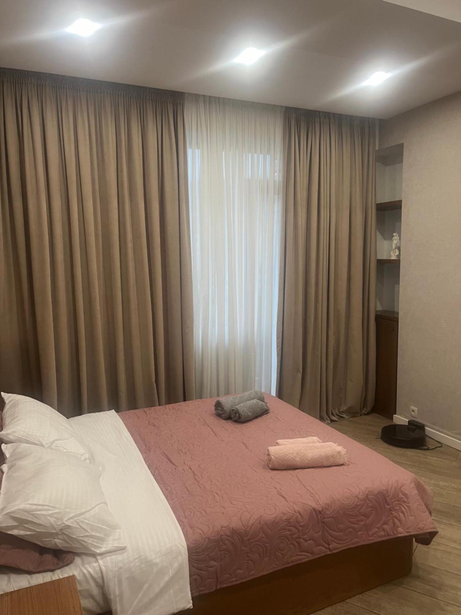 Panorama Khiliani Appartement Tbilisi Buitenkant foto