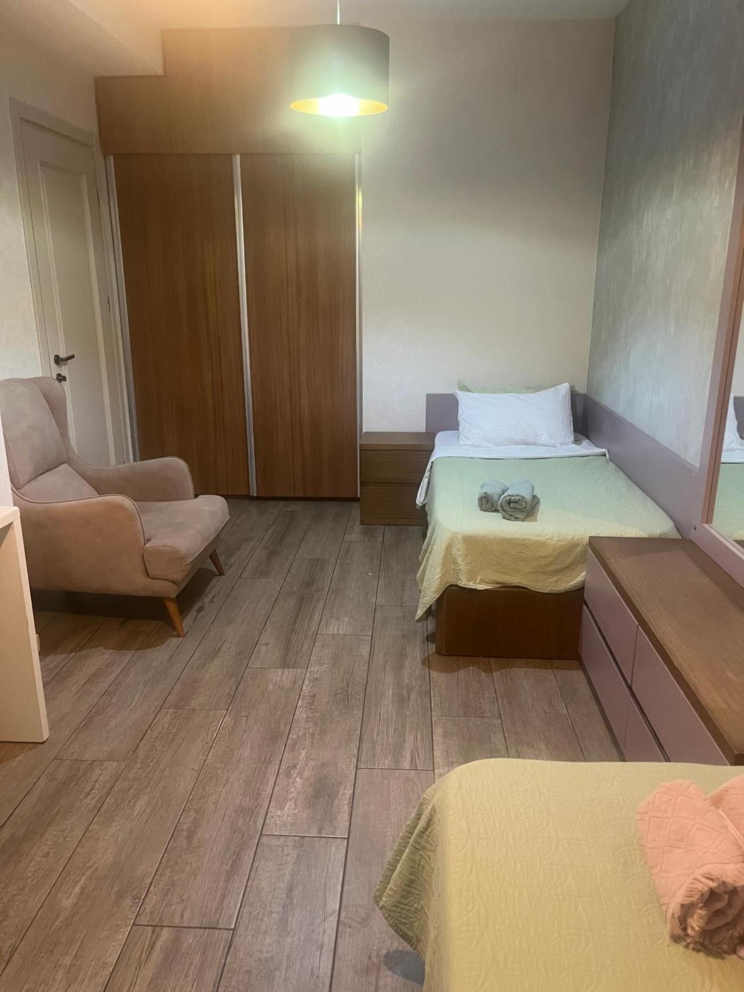 Panorama Khiliani Appartement Tbilisi Buitenkant foto