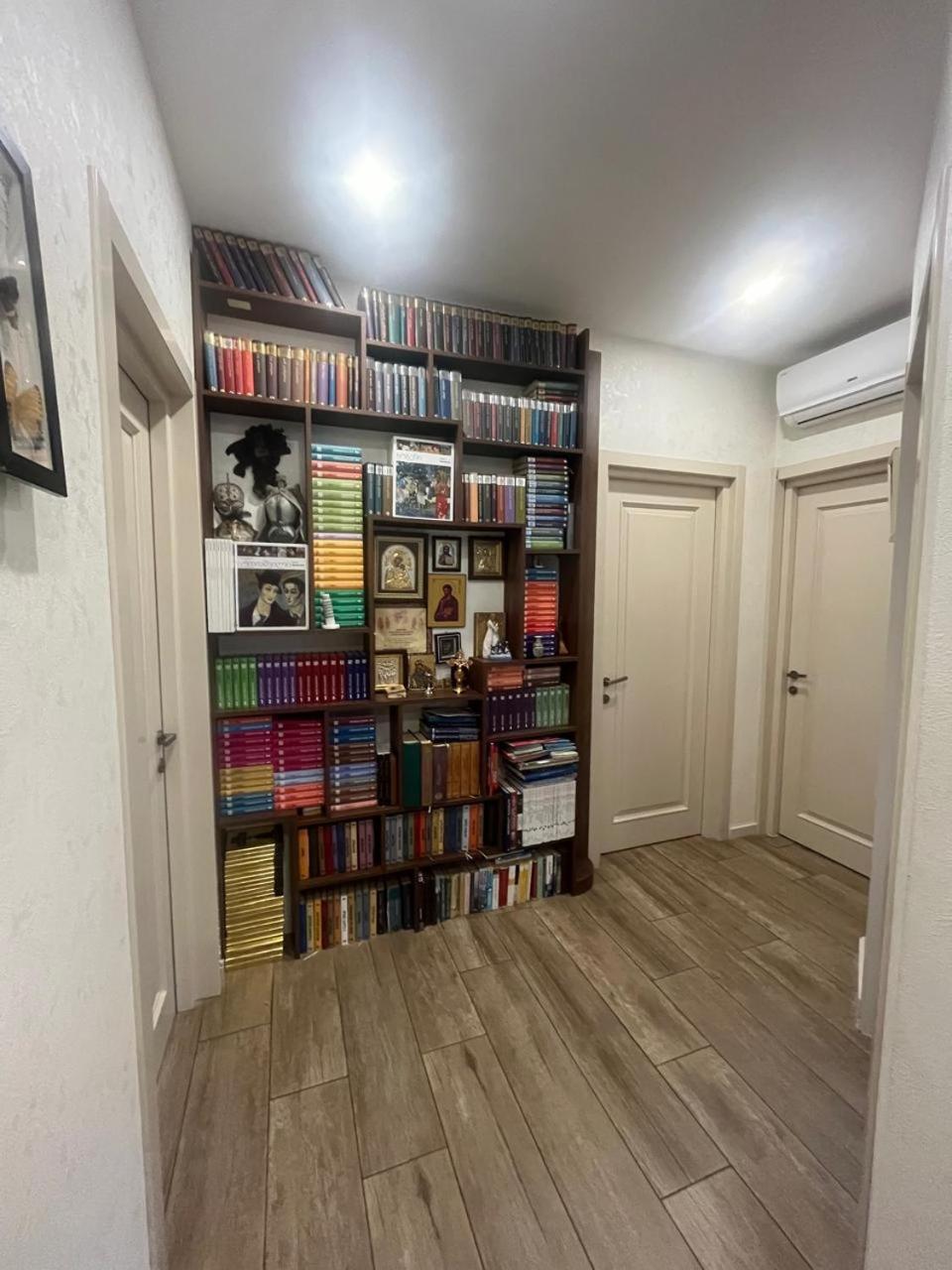Panorama Khiliani Appartement Tbilisi Buitenkant foto
